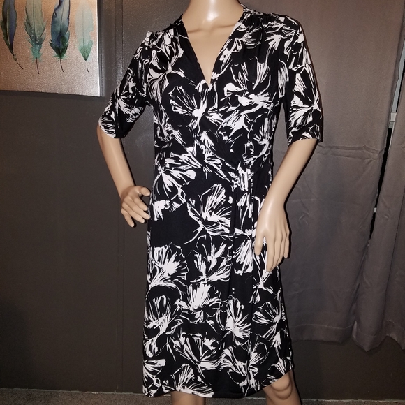 RB Collection black and white floral dress. Size L - Picture 1 of 4